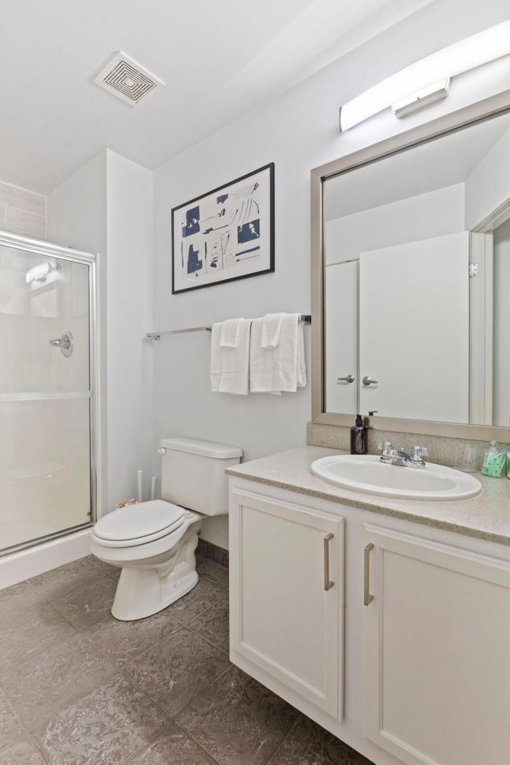 Apartment Modern 2br Downtown Indy Skywalk
