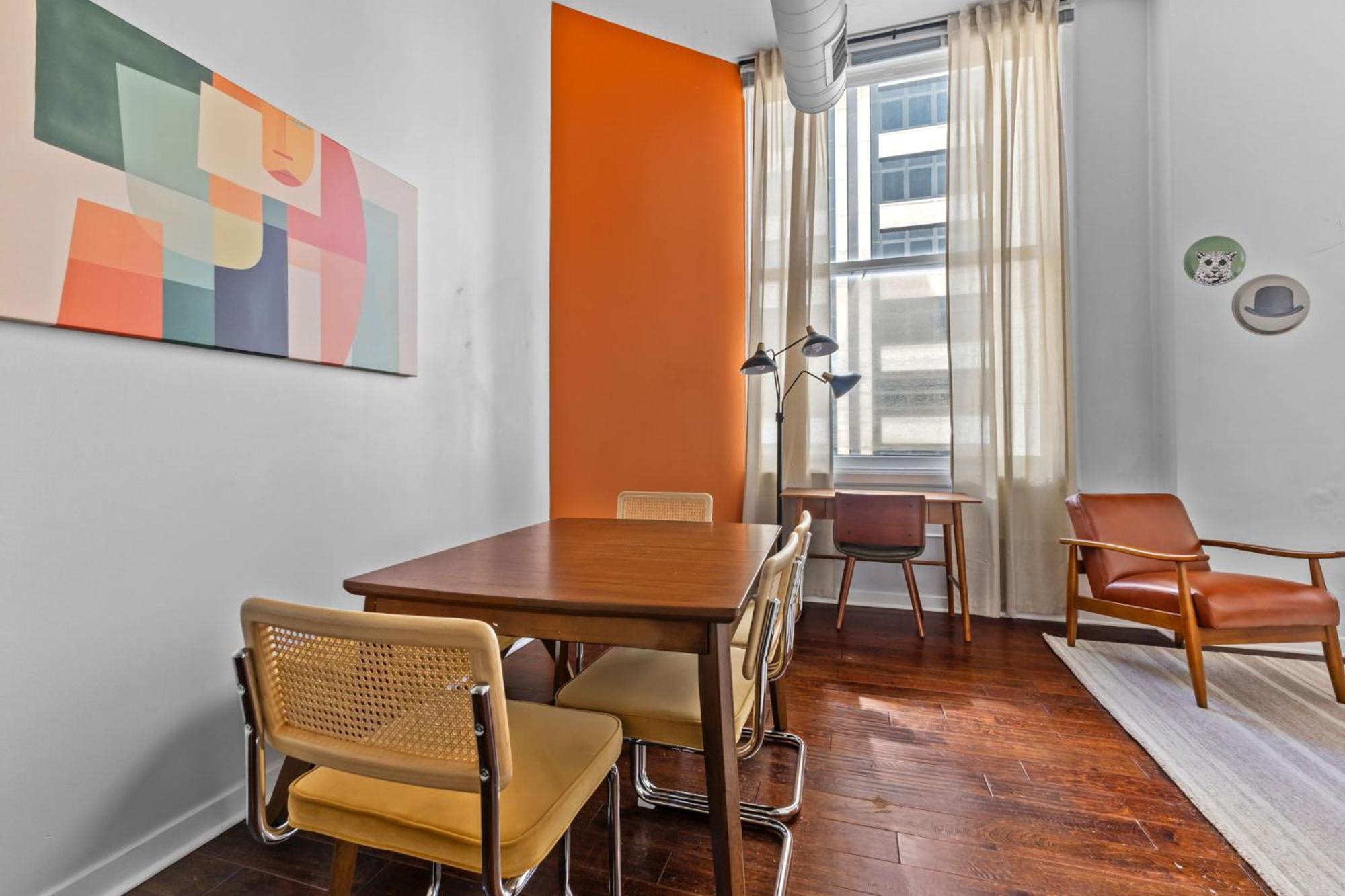 Apartment Modern 2br Downtown Indy Skywalk